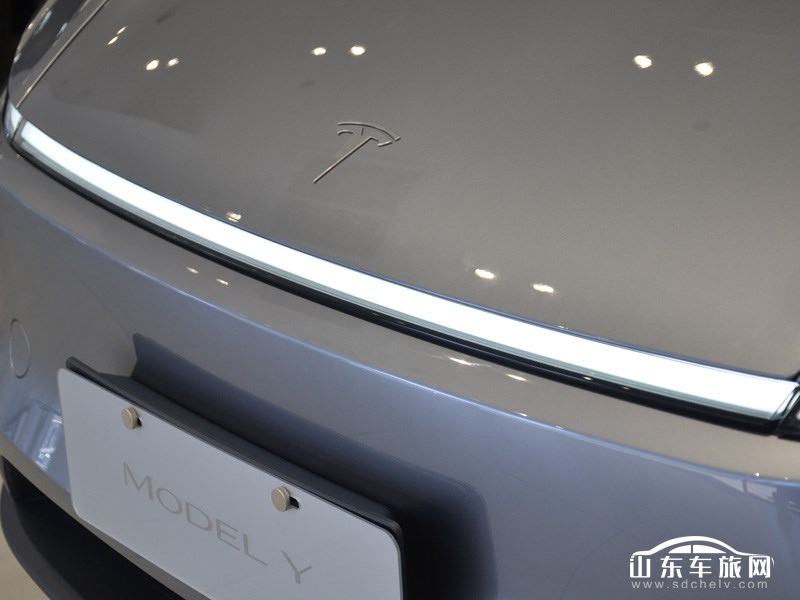 2025款 特斯拉Model Y换新版 其它